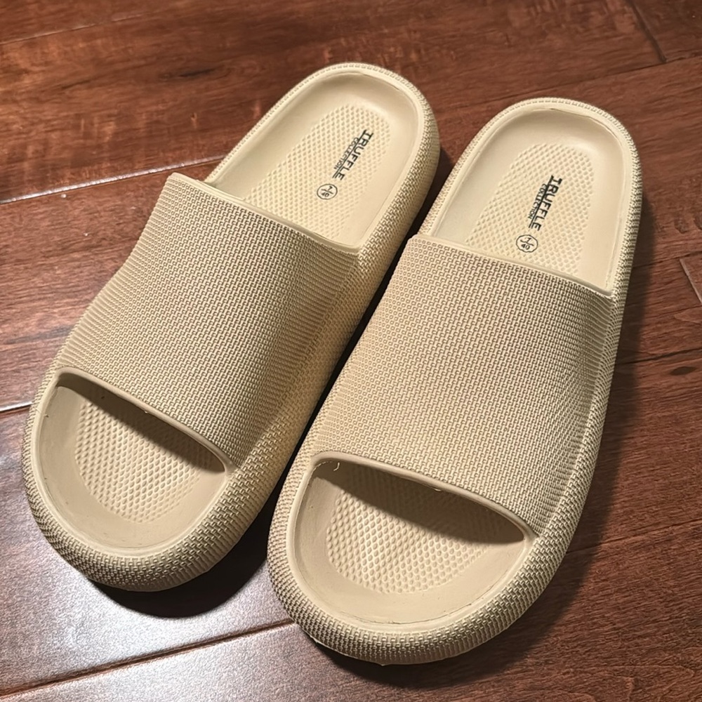Beige Cloud Slides (brand new, not worn)